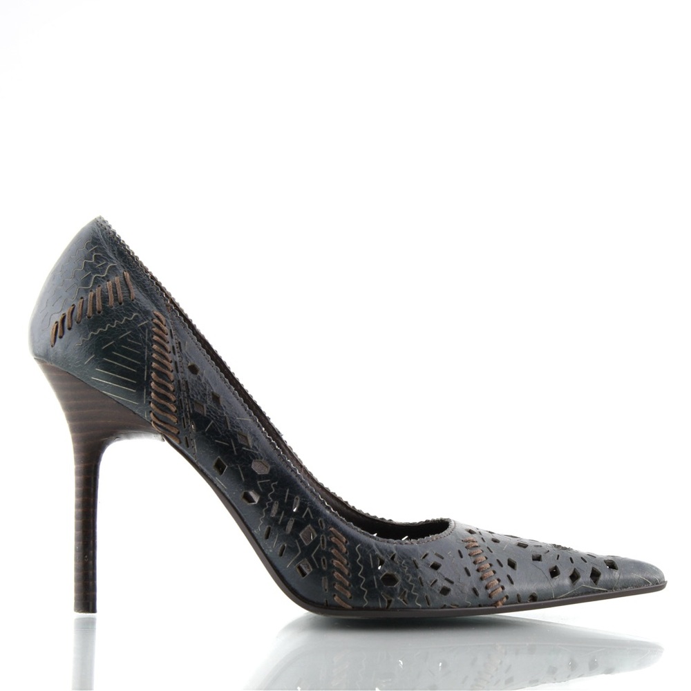 Steve Madden Black Cutout Leather Heels – Size 8B